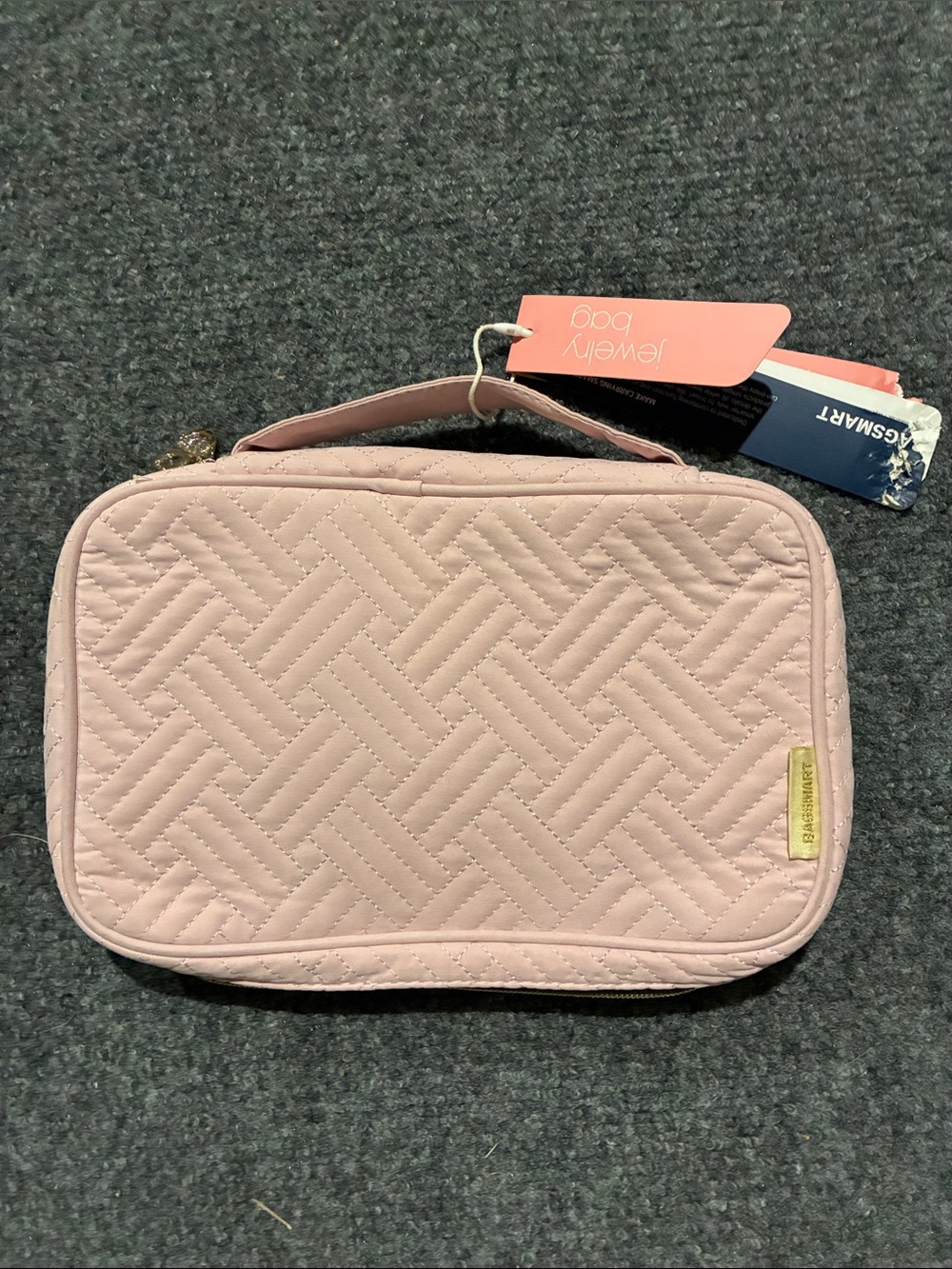 🎉 3/$25 NWT BagSmart Quilted Light Pink Cosmetic Travel Case with Top Handle